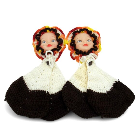 DOLL FACE Pot Holders Crochet Set of 2 Handmade Knitted 1970s Vintage - Picture 1 of 10